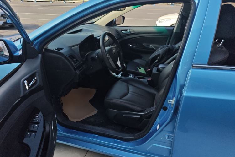 Used BYD e5 2017 300 Prestige Edition Left Front Seat