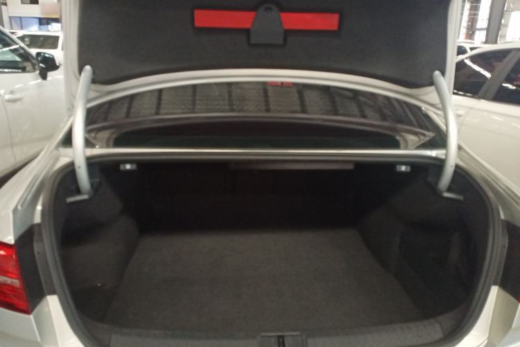 Used Volkswagen Magotan 2018 Facelift 330TSI DSG Luxury Model
