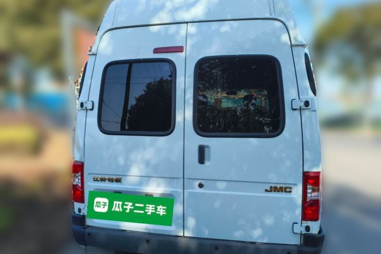 Used JMC Transit 2021 2.8T Space King Standard Version Long Wheelbase Mid-Height Roof Rear Single Tire – Step 6-Seater Diesel China VI Emission Standard JX493
