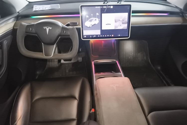 Used Tesla Model Y 2021 Long-Range All-Wheel-Drive Version