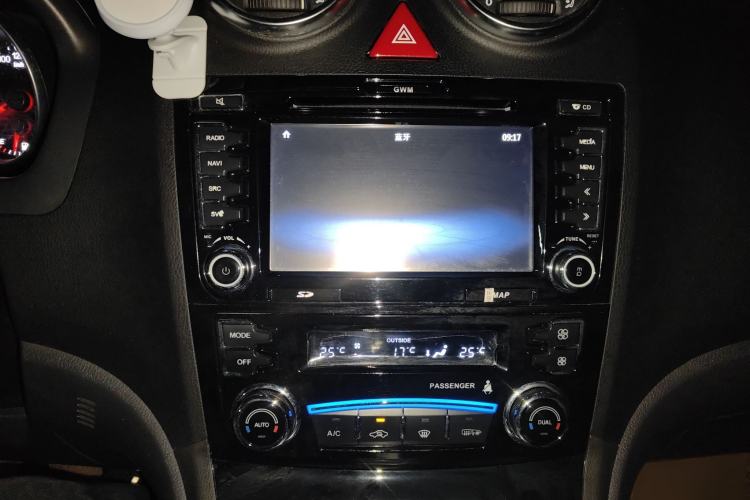 Used Haval H6 2013 Upgraded Model 1.5T Manual Two-Wheel Drive Elite Version
