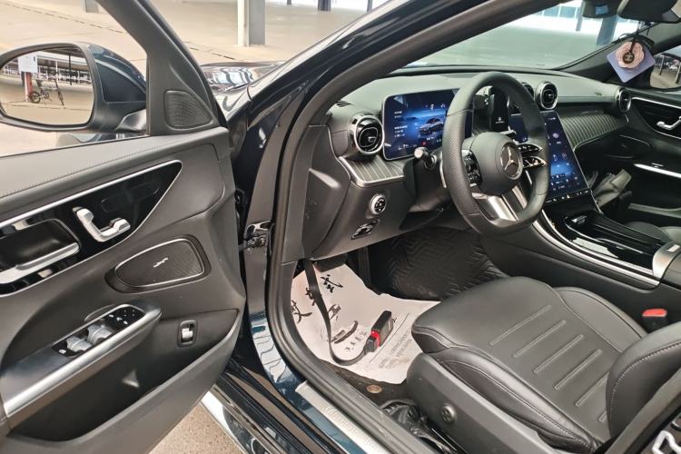 Used Mercedes-Benz C-Class 2022 Restyled C 200 L Sport Edition Driver Seat