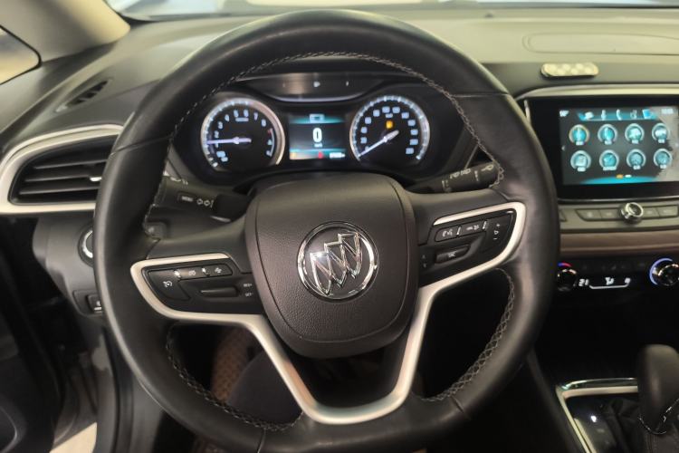 Used Buick GL6 2018 18T 6-Seater Prestige Model
