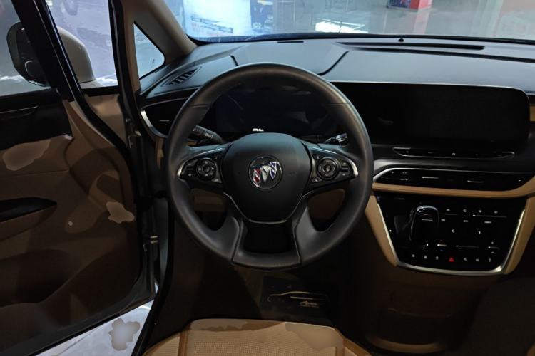 Used Buick GL8 2021 ES Land Cruiser 653T Luxury Edition