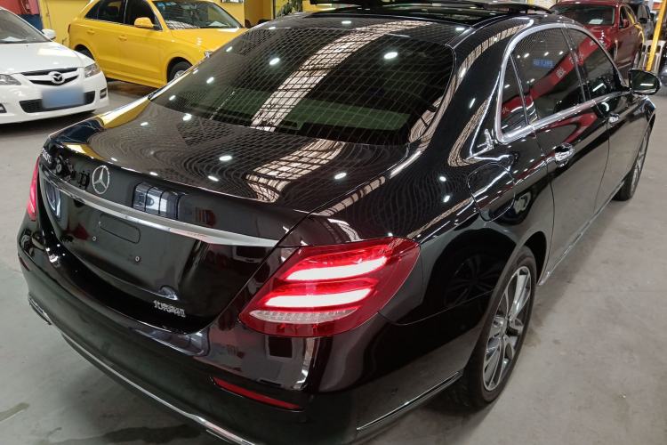 Used Mercedes-Benz E-Class 2016 E 200 L Rear Right 45 Deg