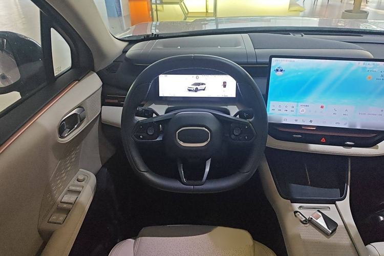 Used Lynk & Co 06 EM-P 2025 EM-P 126 Long-Range Halo