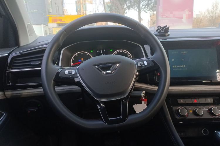 Used Jetta VS5 2023 280TSI Automatic Trend Edition
