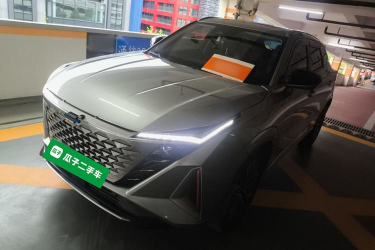 Used CHANGAN OSHAN Z6 2023 Blue Whale 1.5T DCT Smart Edition