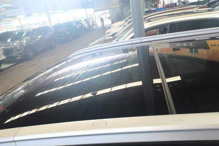 Used Kia Sorento 2016 Sorento L 2.4L Gasoline 4WD Custom Edition 7 Seats Emission Standard China V
