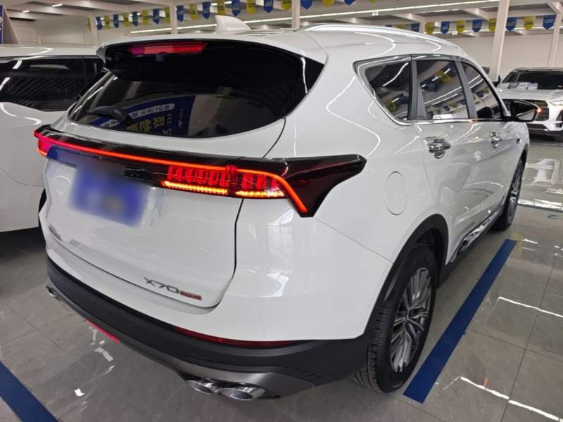 Used JETOUR X70 PLUS 2023 1.5T DCT Ziqiang PRO+ 5-Seater — 6