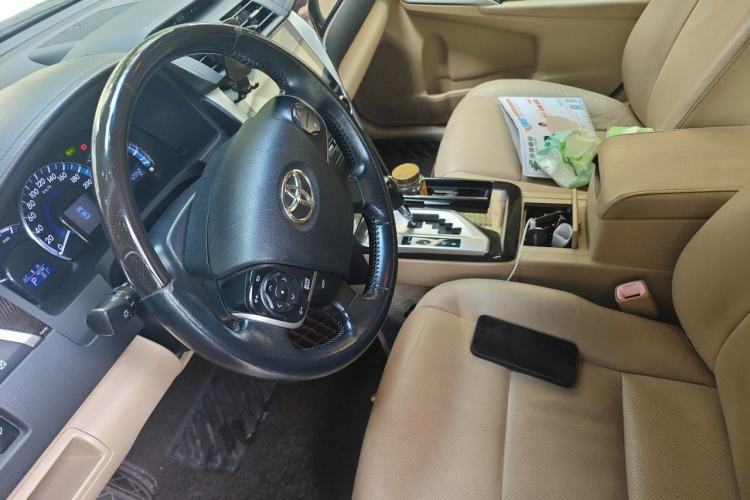 Used Toyota Camry 2012 Luxurious Edition 2.5HG Zunrui