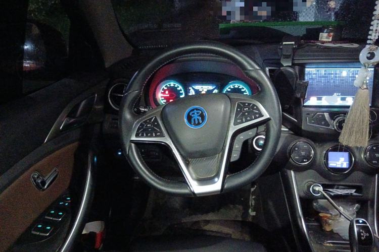 Used BYD Song New Energy 2017 Song EV300 Prestige Model Steering Wheel