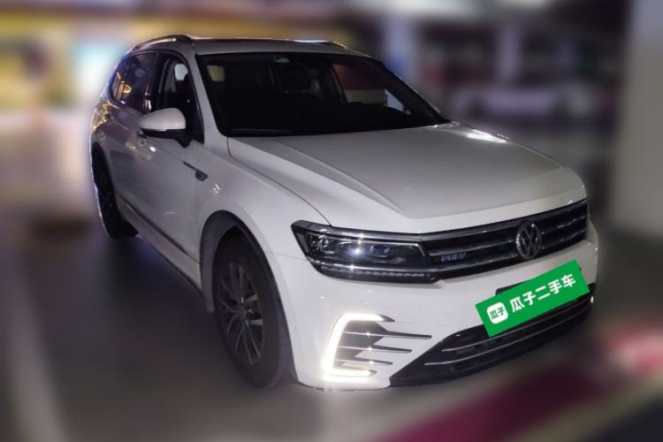 Used Volkswagen Tiguan L New Energy 2019 430 PHEV Hybrid Flagship Model Front Right 45 Deg