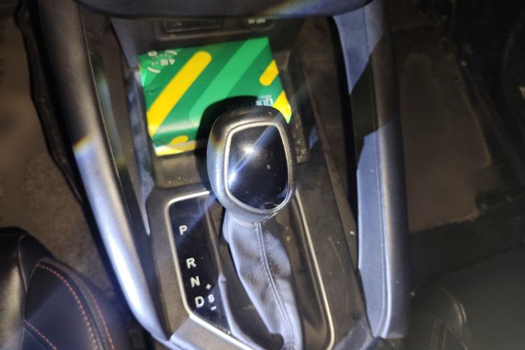 Used Dongfeng Fengon 500 2021 1.5L CVT Enjoyment Model Gear Lever