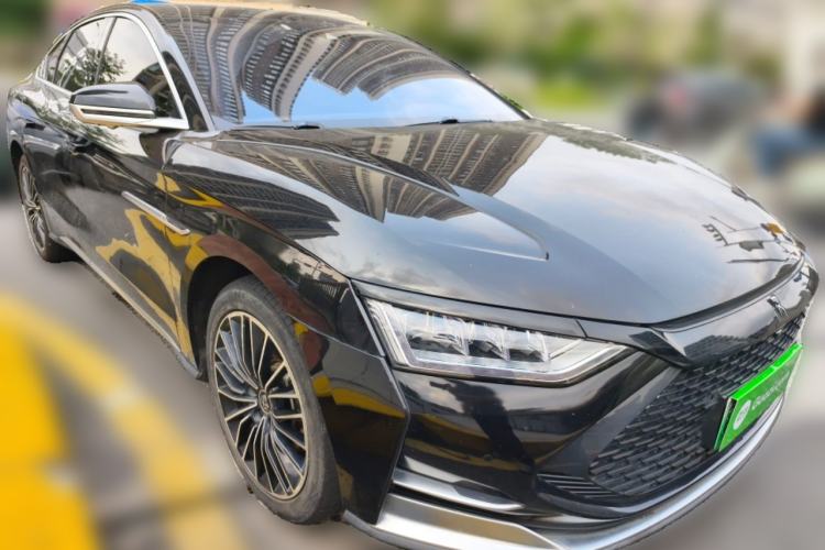 Used BYD Han 2020 DM Four-Wheel Drive Performance Edition Luxury Model Front Right 45 Deg