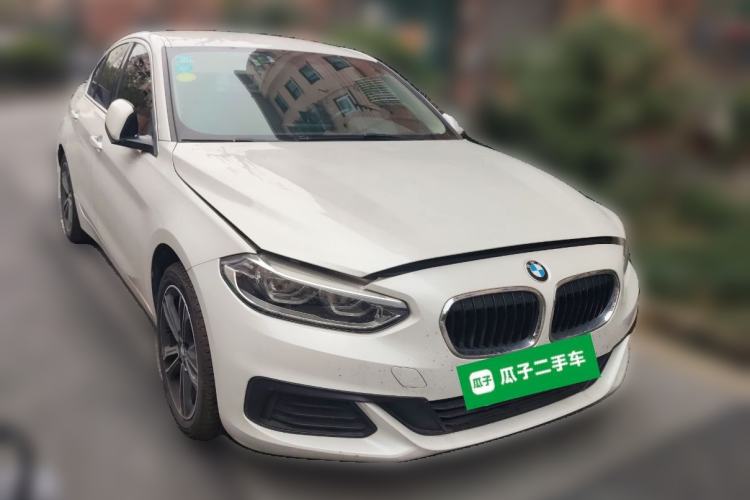 Used BMW 1 Series 2020 120i Fashion Model Front Right 45 Deg