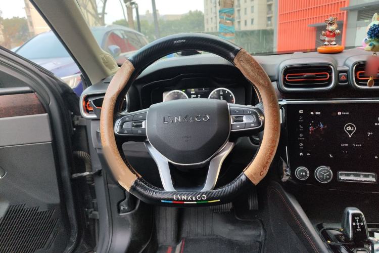 Used Lynk & Co 02 2019 1.5T DCT Two-Wheel Drive Pro Edition China VI Standard
