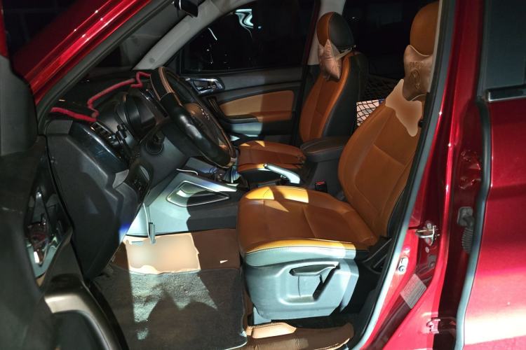 Used CHANGAN OSHAN CX70 2016 1.6L Manual Luxury Model