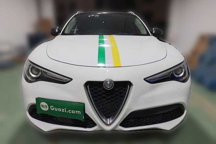 Used Alfa Romeo Stelvio 2017 2.0T 280HP Luxury Edition Front