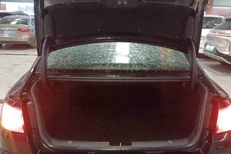 Used Geely Auto Emgrand GL 2017 1.3T DCT Elite Model
