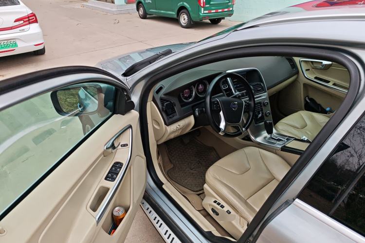 Used Volvo XC60 2012 T5 Prestige Edition