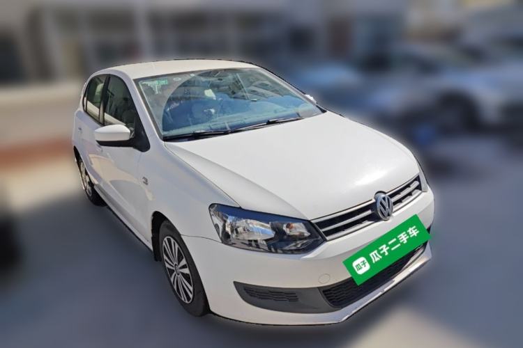 Used Volkswagen Polo 2013 1.4L Manual Fashion Edition Front Right 45 Deg