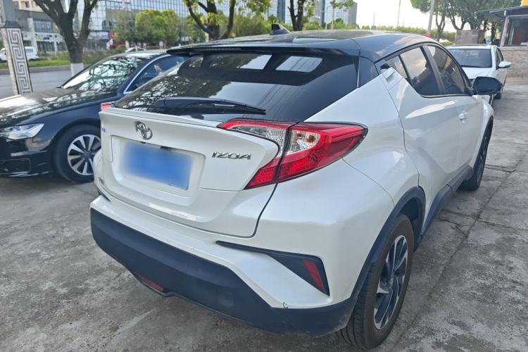 Used Toyota IZOA 2018 2.0L Yichi Edition China V Standard Rear Right 45 Deg