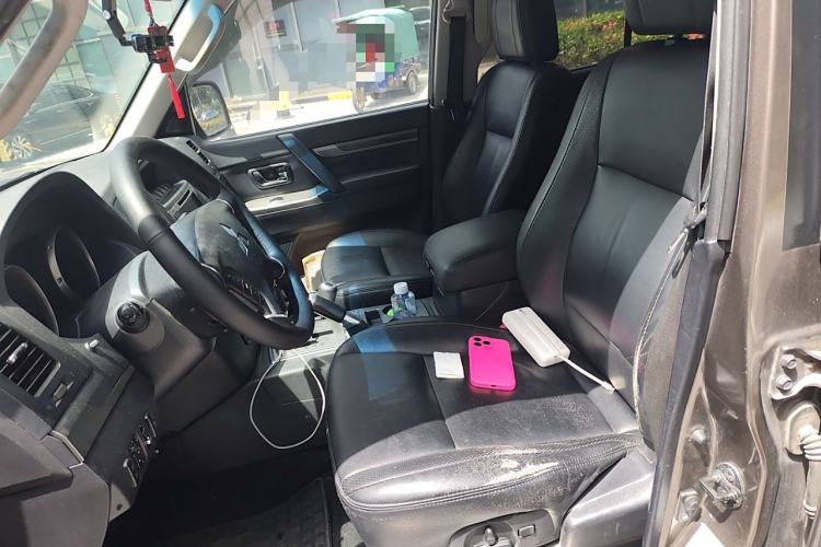 Used Mitsubishi Pajero 2012 3.0L Elite Edition