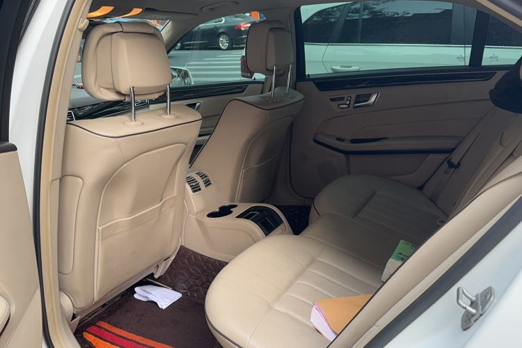 Used Mercedes-Benz E-Class 2015 Restyled E 260 L Sport Edition Interior 2