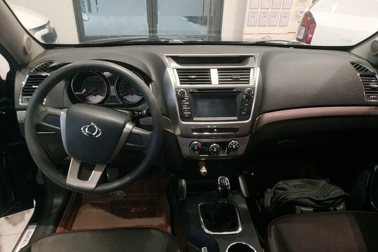 Used Geely Auto GX7 2015 Classic Edition 1.8L Manual Elite Model China V Standard
