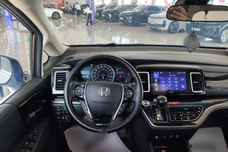 Used Honda Elysion 2019 2.0L Hybrid Luxury Edition Steering Wheel