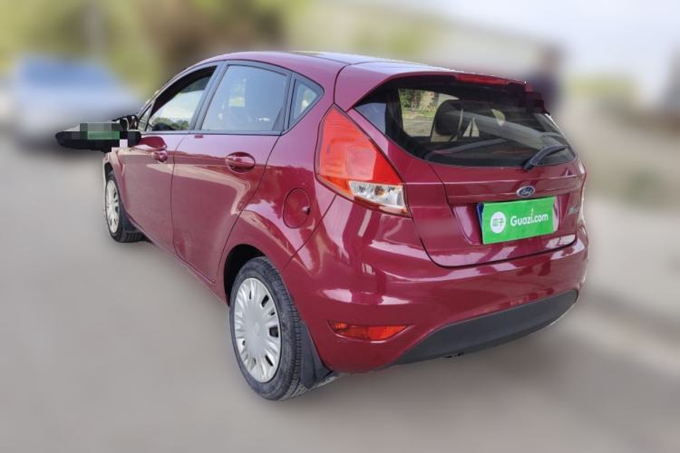 Used Ford Fiesta 2013 Hatchback 1.5L Manual Fashion Edition
