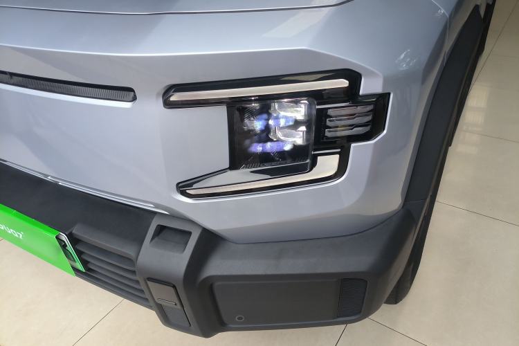 Used Deepal G318 2024 Four-Wheel-Drive Air Suspension Model