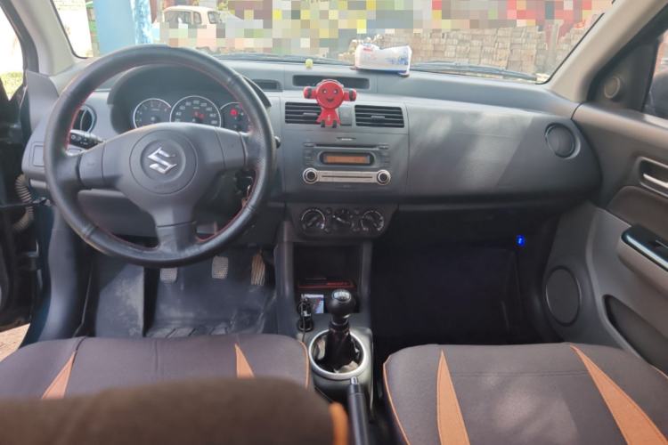 Used Suzuki Swift 2016 1.5L Manual Fashion Edition Cool Play Version
