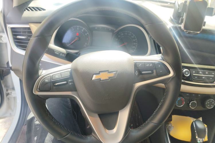 Used Chevrolet Monza 2021 320 Automatic Enjoyment Sunroof Edition Steering Wheel