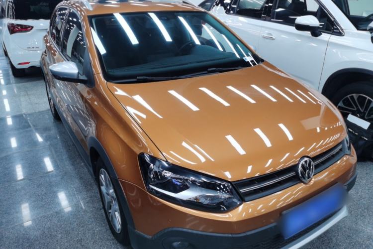 Used Volkswagen Polo 2016 1.6L Cross Polo Automatic