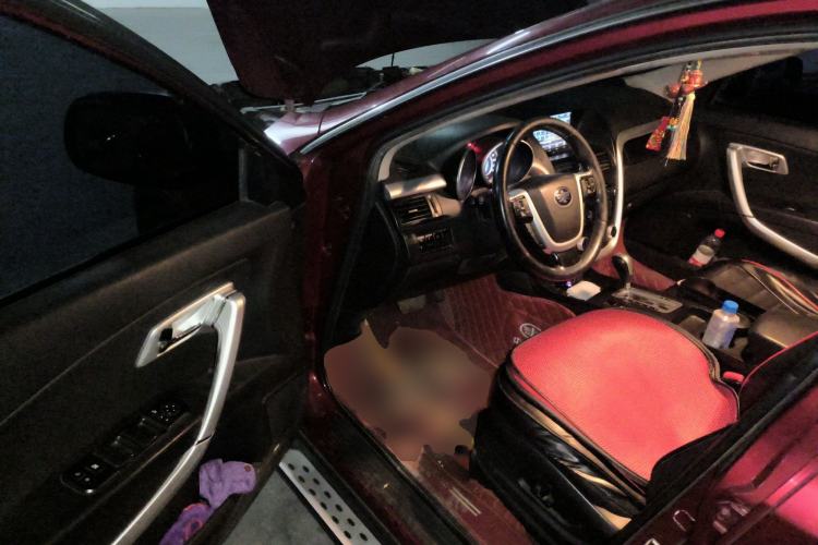 Used Bestune X80 2013 2.0L automatic luxury version
