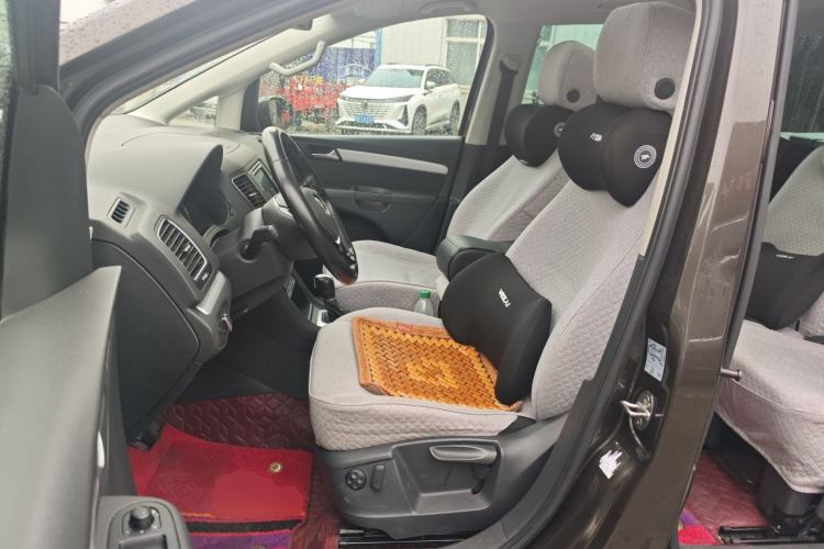 Used Volkswagen Sharan 2016 280TSI Enjoyment Model 7-Seater
