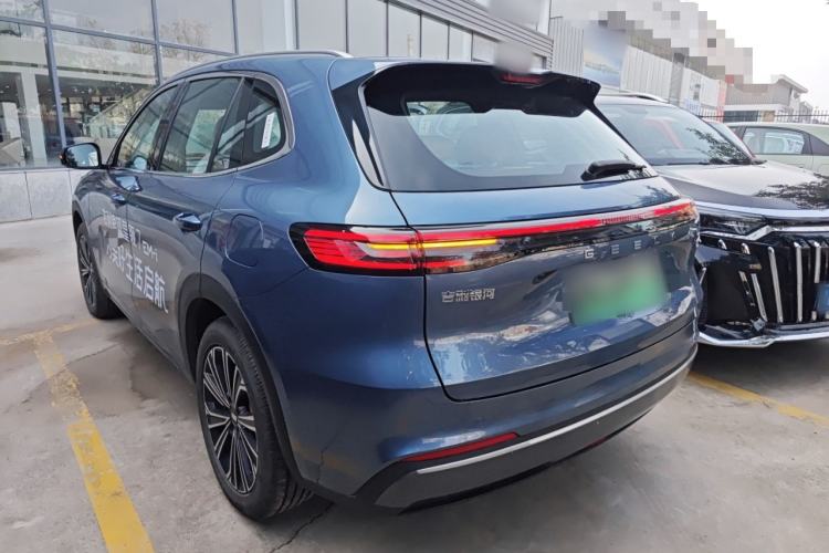 Used Geely Galaxy Galaxy Xingjian 7 EM-i 2025 120km Flagship Edition
