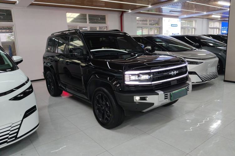 Used Formula Leopard 5 2023 Cloud Ride Flagship Edition
