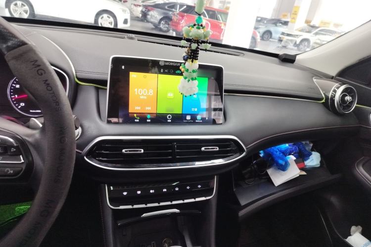 Used MG HS 2019 20T Automatic Two-Wheel Drive Luxury Edition China VI Standard Center Console