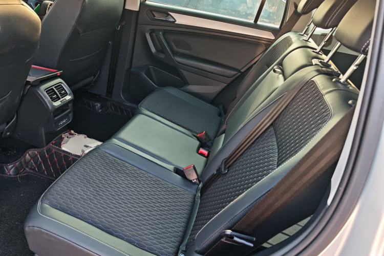 Used Volkswagen Tiguan L 2019 330TSI Automatic Two-Wheel Drive Luxury Edition China VI Standard