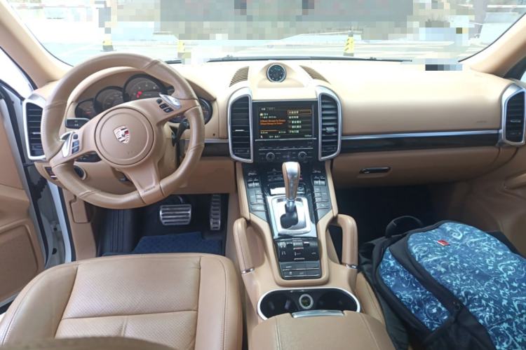 Used Porsche Cayenne 2011 Cayenne 3.0T Center Console