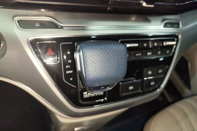 Used Roewe iMAX8 2021 400TGI Supreme Series Prestige Edition
