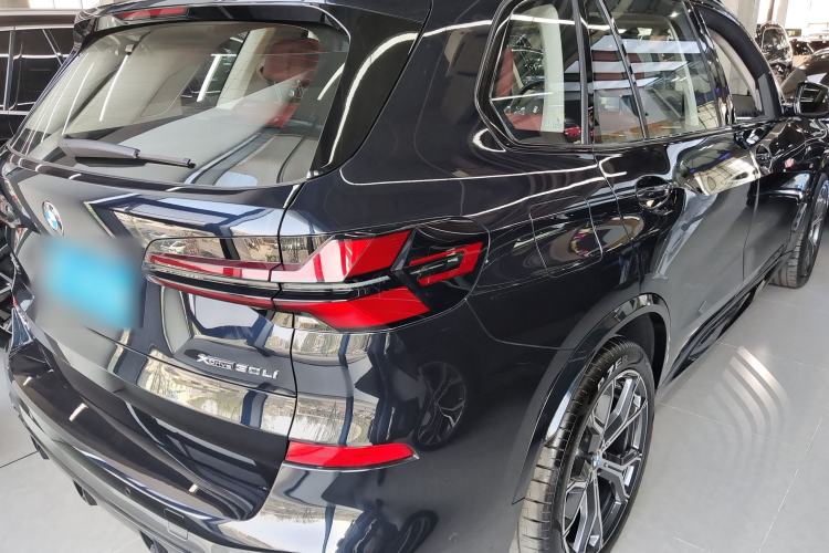 Used BMW X5 2023 xDrive 30Li Luxury M Sport Night Edition Package
