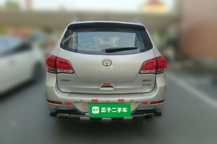 Used Haval H6 2011 Green Silence 2.0T Manual Two-Wheel Drive Urban Model