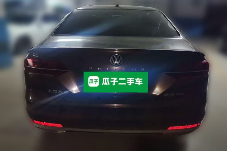 Used Volkswagen Phideon 2018 Revised Version 380TSI Two-Wheel Drive Business Edition Rear