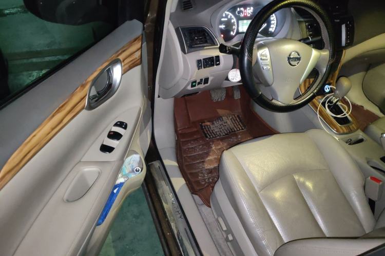 Used Nissan Sylphy 2014 1.6XV CVT Deluxe Edition Driver Seat