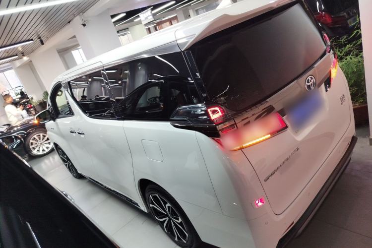 Used Toyota Vellfire 2023 Crown Dual-Engine 2.5L HV Ultimate Edition