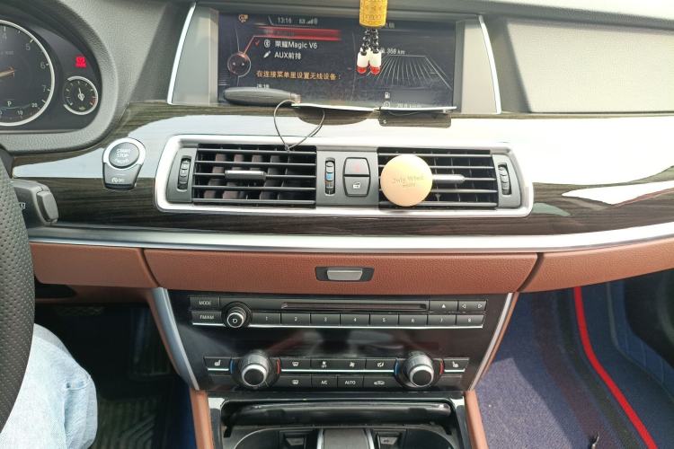 Used BMW 5 Series GT 2017 528i Leading Model
